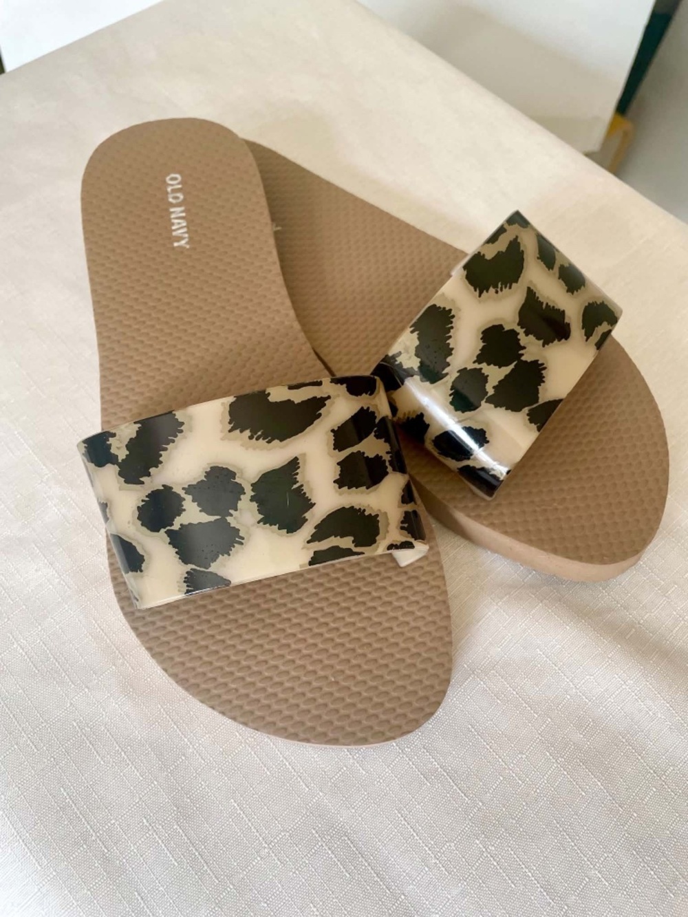 Old Navy Leopard Print Jelly Slide Sandals Brand New 7
